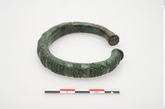 Foto von Bronzearmreif (NHMW-PRAE-024665)